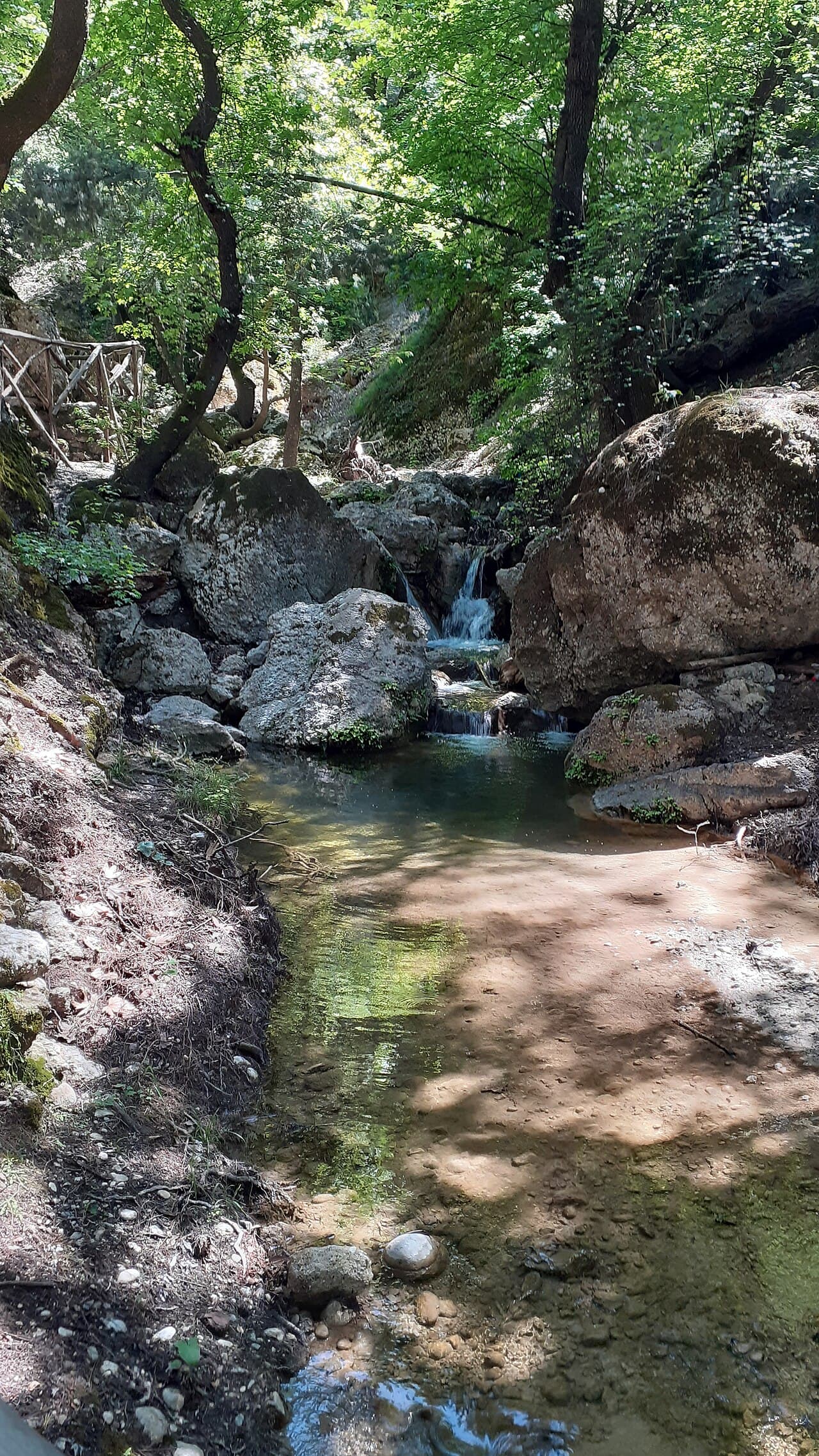 Kelebekler Vadisi (Petaloudes)