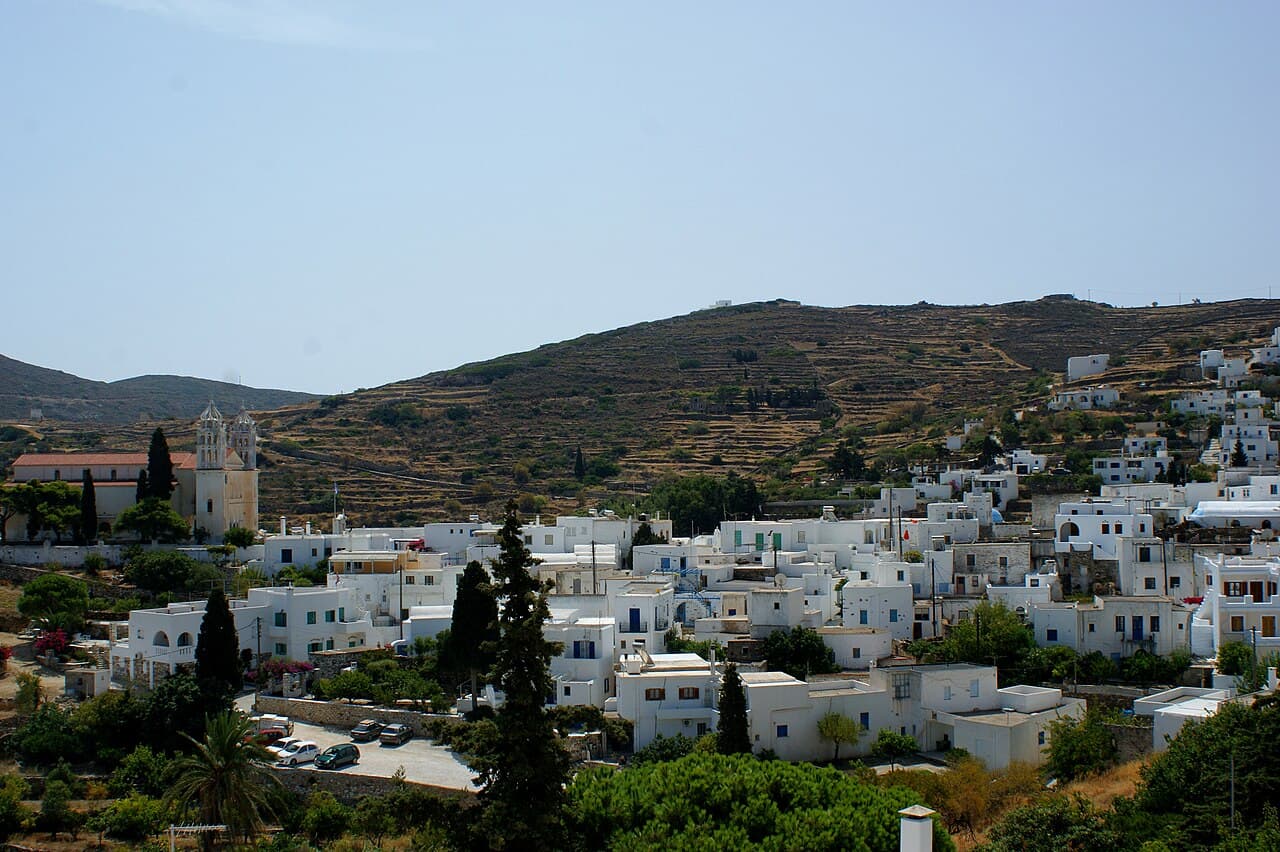 Apiranthos Mermer Köyü